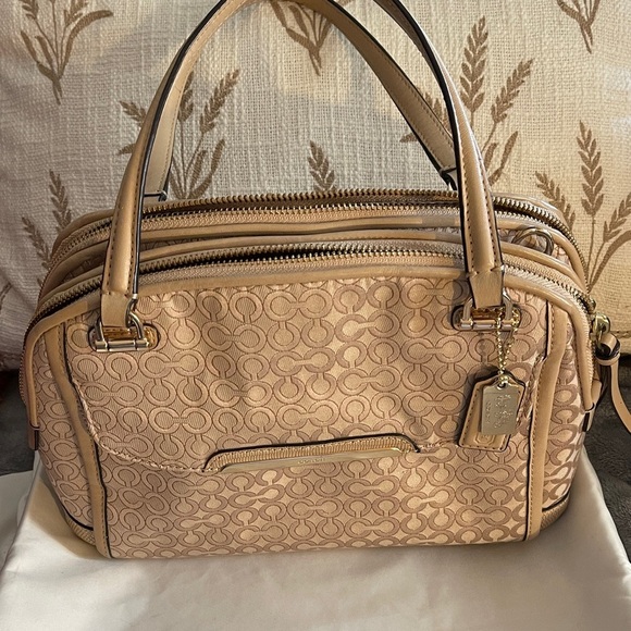 Coach Madison Pearlescent Khaki Georgie Op Art Convertible Satchel #A1420-30406 - Picture 1 of 11